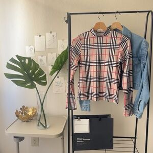 ｛SHEIN｝Brand New: SHEIN, Simplicity Pullover T-Shirt,S size, 6